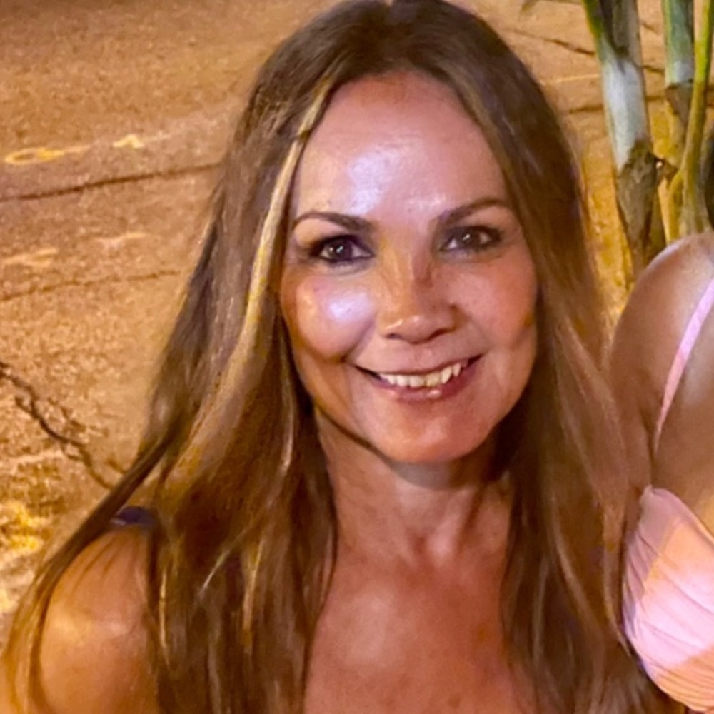 Meet your Posher, Myra